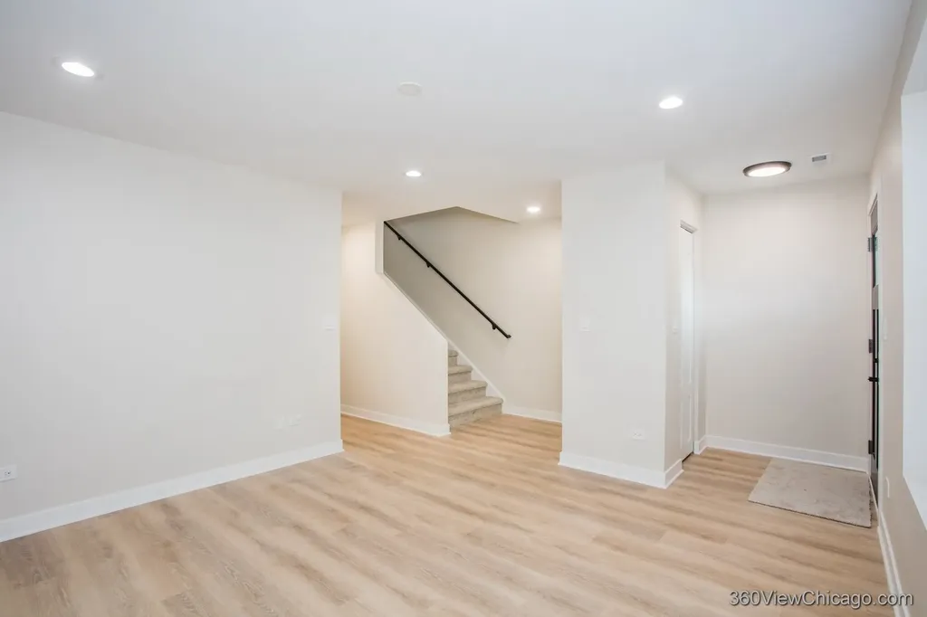 1810 South Hamlin Avenue Chicago IL 60623