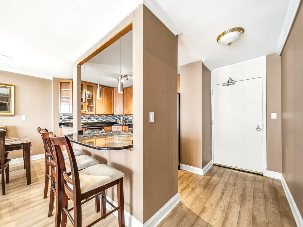 5455 North Sheridan Road Chicago IL 60640