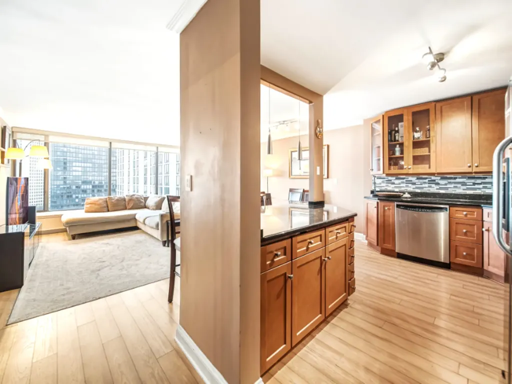 5455 North Sheridan Road Chicago IL 60640