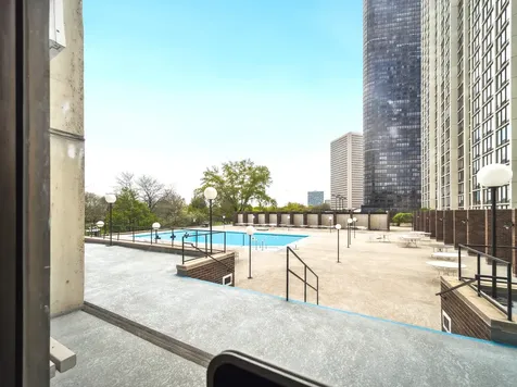 5455 North Sheridan Road Chicago IL 60640
