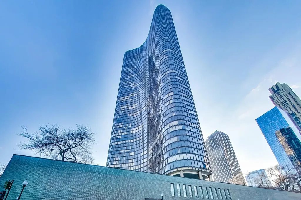 505 North Lake Shore Drive Chicago IL 60611