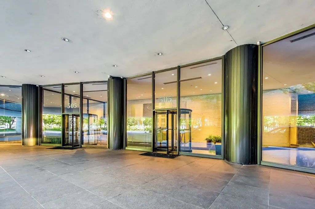 505 North Lake Shore Drive Chicago IL 60611