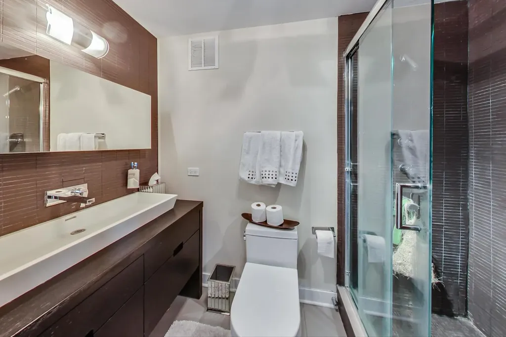 505 North Lake Shore Drive Chicago IL 60611