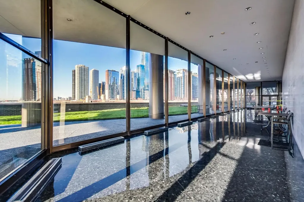 505 North Lake Shore Drive Chicago IL 60611
