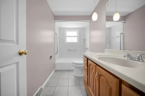 10125 South Komensky Avenue Oak Lawn IL 60453