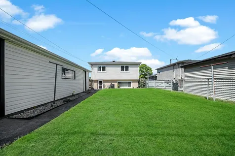 10125 South Komensky Avenue Oak Lawn IL 60453