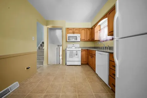 10125 South Komensky Avenue Oak Lawn IL 60453
