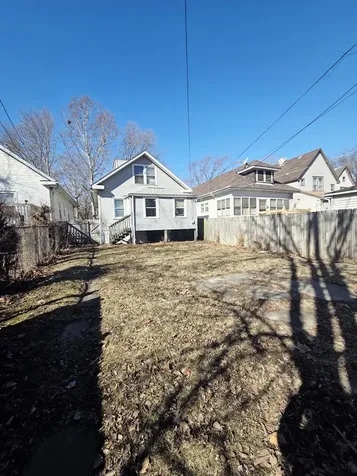 12051 South Yale Avenue Chicago IL 60628
