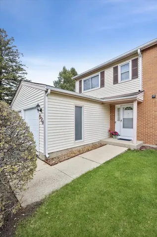 524 Monroe Road Bolingbrook IL 60440