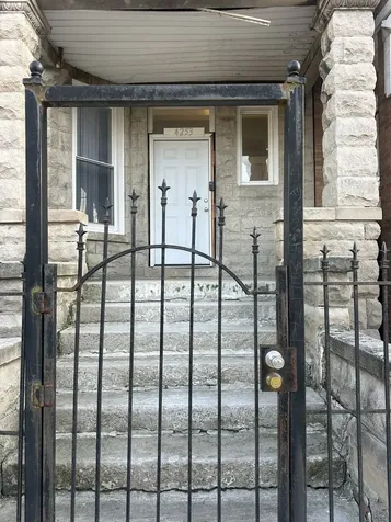 4253 West Wilcox Street Chicago IL 60624