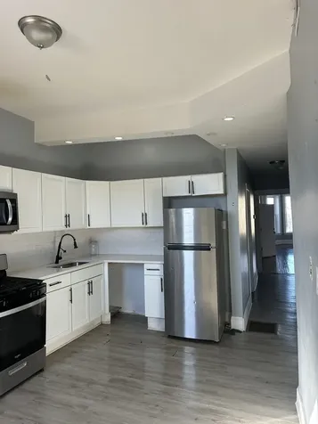 4253 West Wilcox Street Chicago IL 60624
