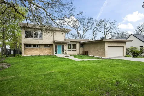 87 Ravinoaks Lane Highland Park IL 60035