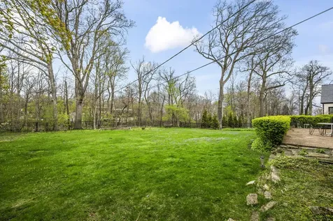 87 Ravinoaks Lane Highland Park IL 60035
