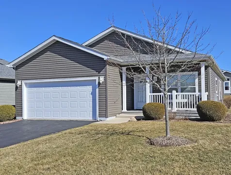 1521 Meadow View Lane Grayslake IL 60030