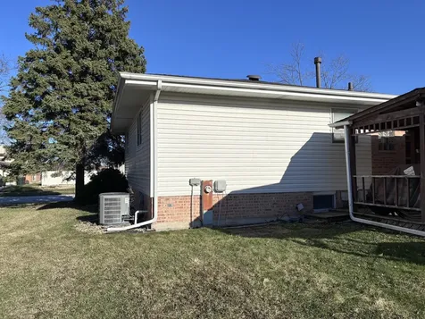 4100 176TH Place Country Club Hills IL 60478