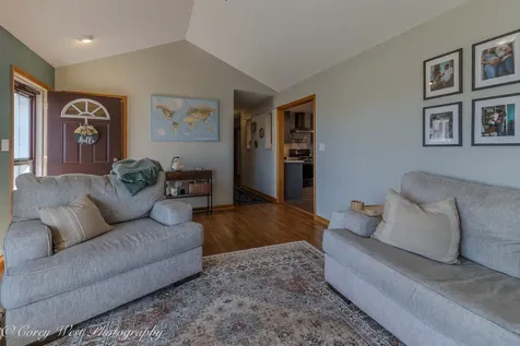 533 Bethany Road Sycamore IL 60178