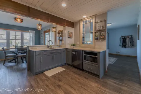 533 Bethany Road Sycamore IL 60178