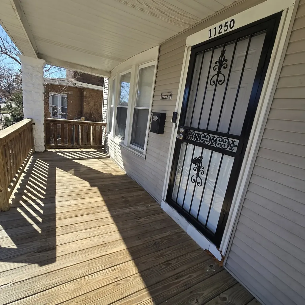11250 South Parnell Avenue Chicago IL 60628