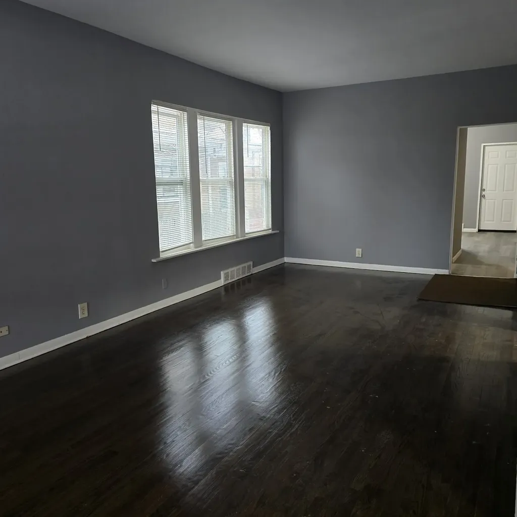 11250 South Parnell Avenue Chicago IL 60628