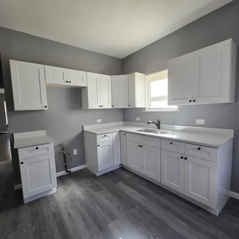 11250 South Parnell Avenue Chicago IL 60628