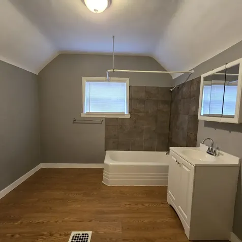 11250 South Parnell Avenue Chicago IL 60628