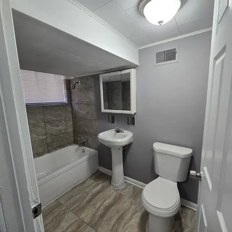 11250 South Parnell Avenue Chicago IL 60628