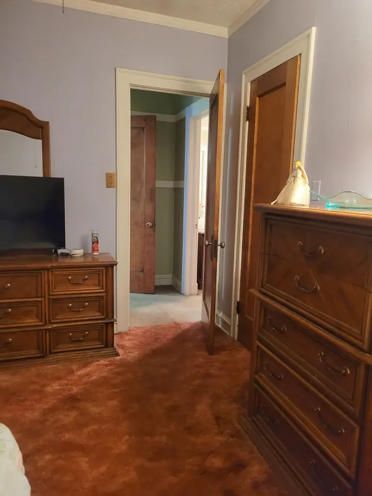 7639 South Cornell Avenue Chicago IL 60649