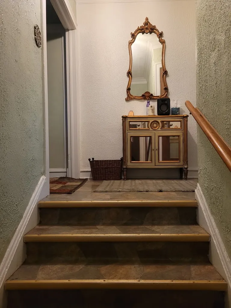 7639 South Cornell Avenue Chicago IL 60649