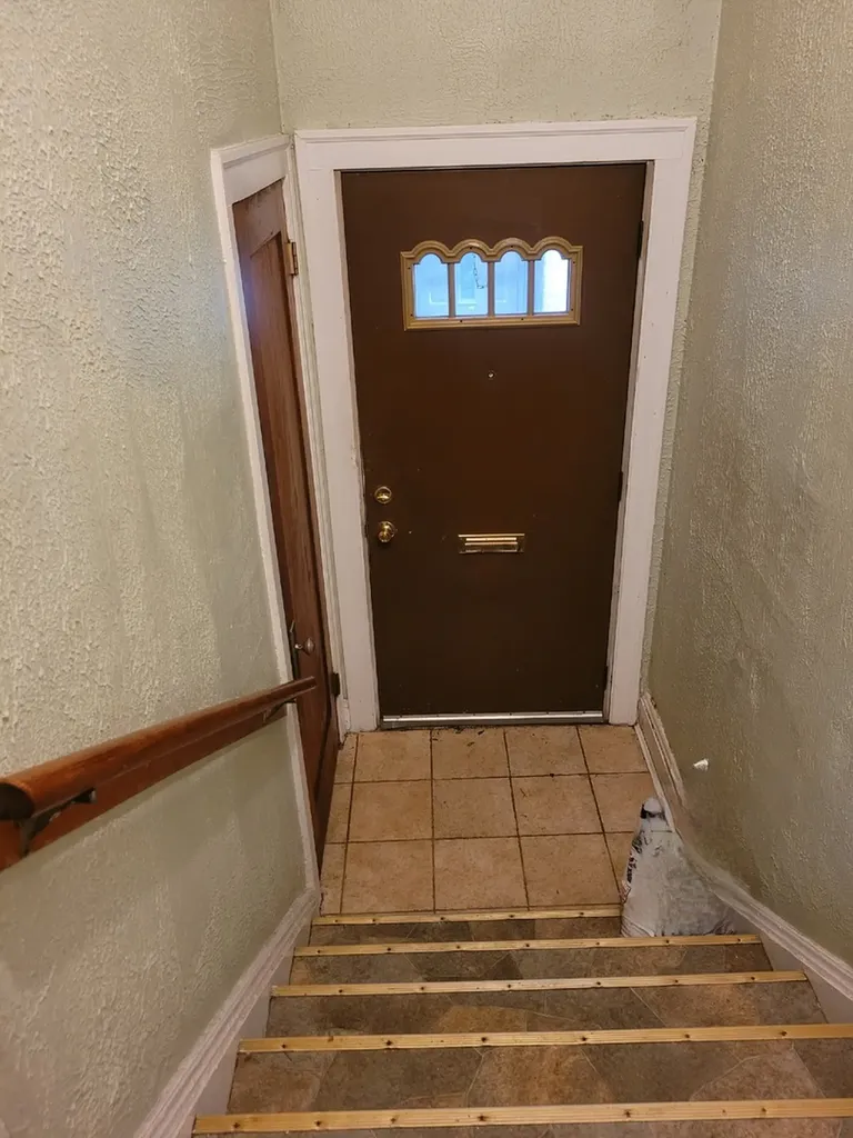 7639 South Cornell Avenue Chicago IL 60649
