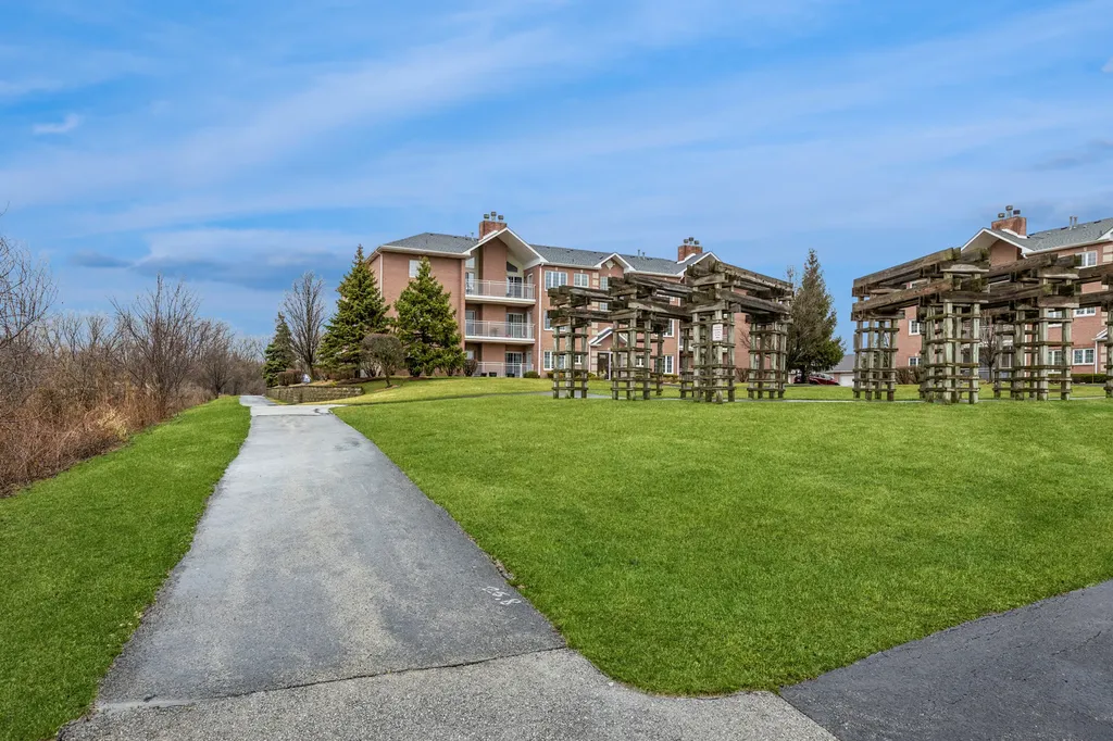 11555 Settlers Pond Way Orland Park IL 60467