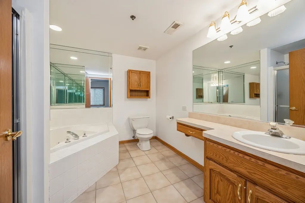 11555 Settlers Pond Way Orland Park IL 60467