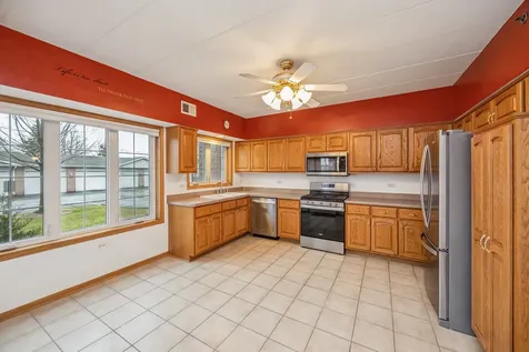 11555 Settlers Pond Way Orland Park IL 60467