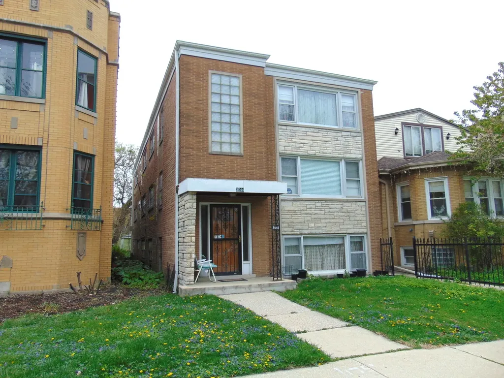 3044 North Kolmar Avenue Chicago IL 60641