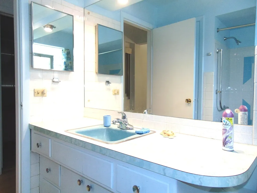 3044 North Kolmar Avenue Chicago IL 60641