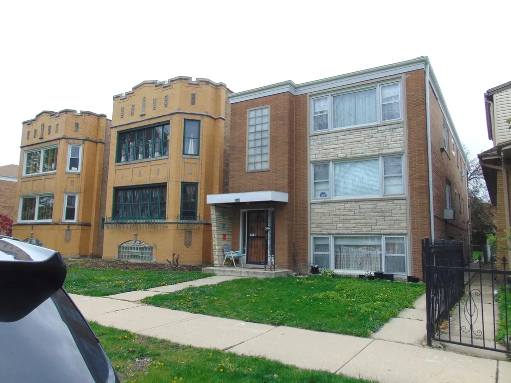 3044 North Kolmar Avenue Chicago IL 60641
