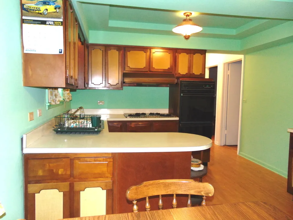 3044 North Kolmar Avenue Chicago IL 60641