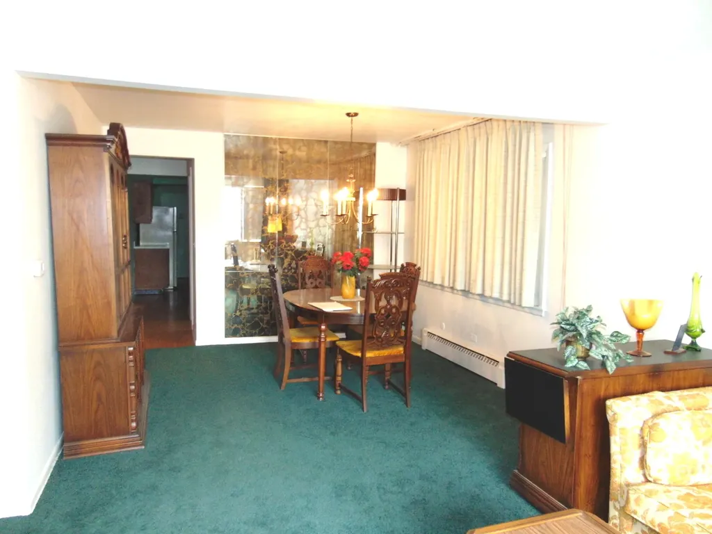 3044 North Kolmar Avenue Chicago IL 60641