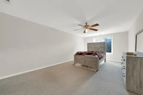 601 Lake Hinsdale Drive Willowbrook IL 60527