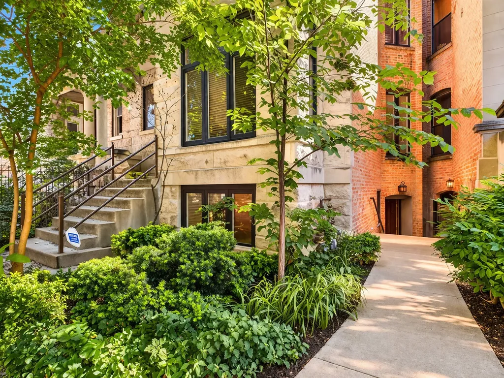 4837 South Forrestville Avenue Chicago IL 60615