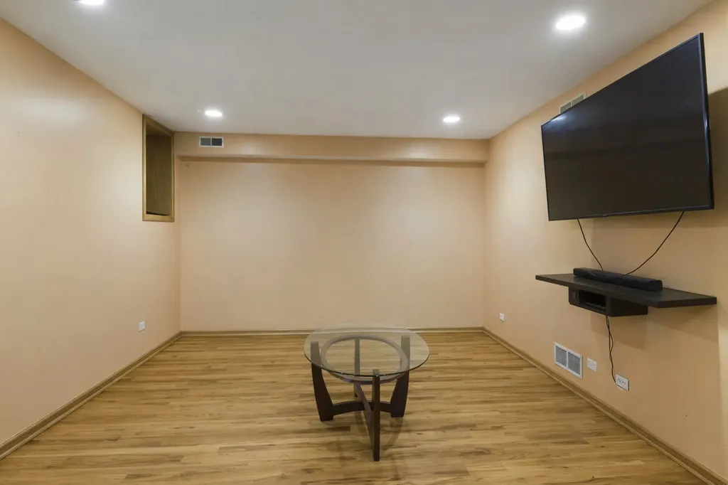 4837 South Forrestville Avenue Chicago IL 60615