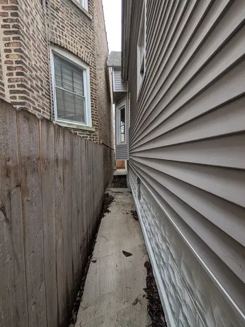 654 East 92nd Place Chicago IL 60619