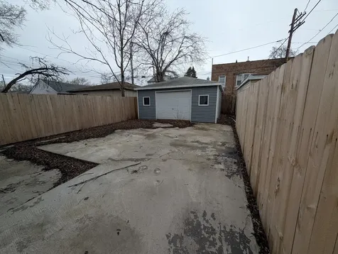654 East 92nd Place Chicago IL 60619