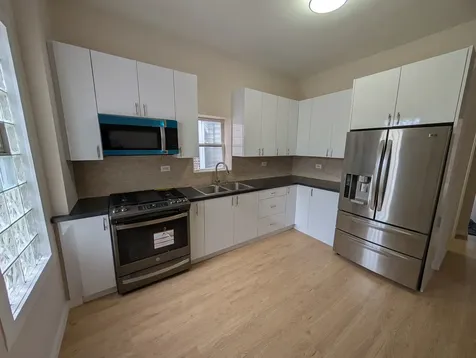 654 East 92nd Place Chicago IL 60619