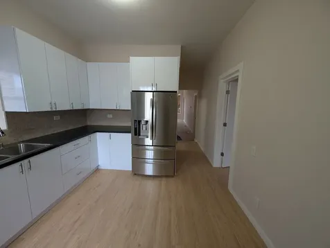 654 East 92nd Place Chicago IL 60619