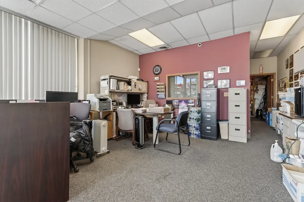 701 Devon Avenue Park Ridge IL 60068