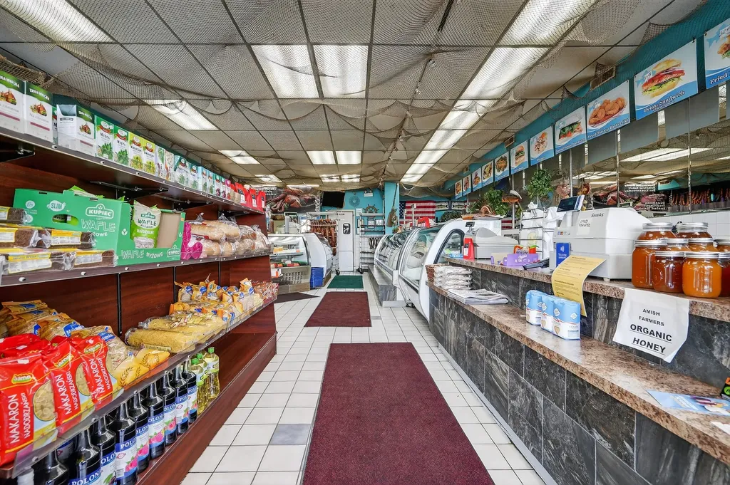 701 Devon Avenue Park Ridge IL 60068