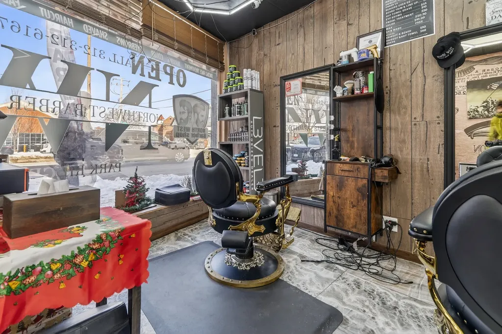 701 Devon Avenue Park Ridge IL 60068