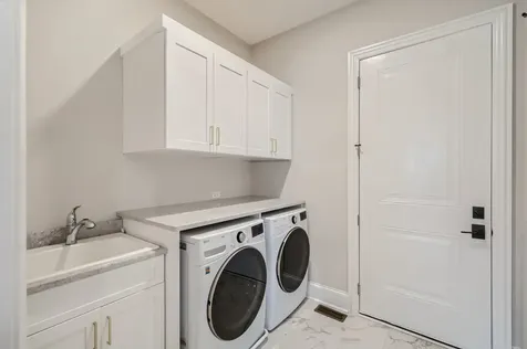 21076 West Preserve Street Kildeer IL 60047