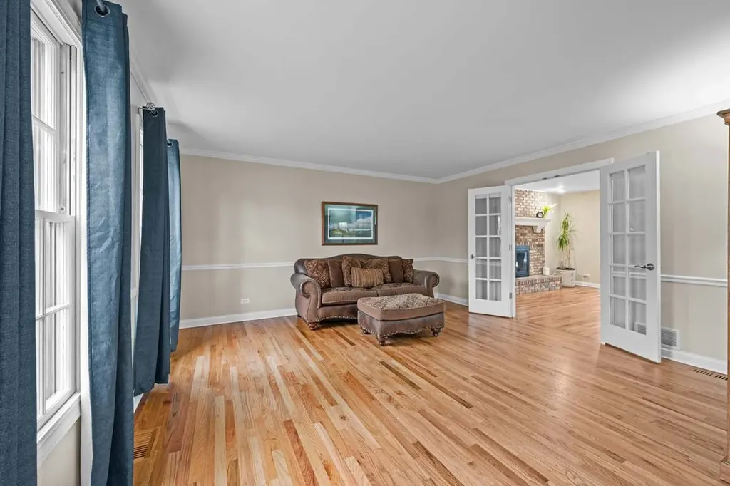 1002 Shimer Court Naperville IL 60565
