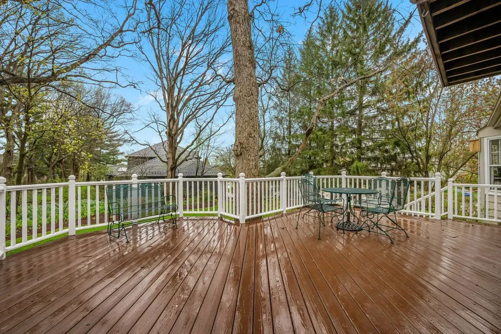 1002 Shimer Court Naperville IL 60565